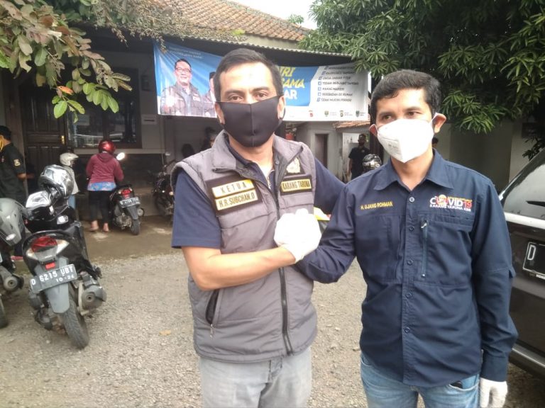 Karang Taruna Bandung Barat Sebar 1000 Paket sembako di titik PSBB di Kab Bandung Barat