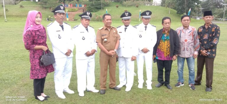 Resmi Dilantik Bupati, Nurhamang Pegang Kembali Tampuk Kepemimpinan di Desa Pangkal Duri Ilir Periode Keduanya