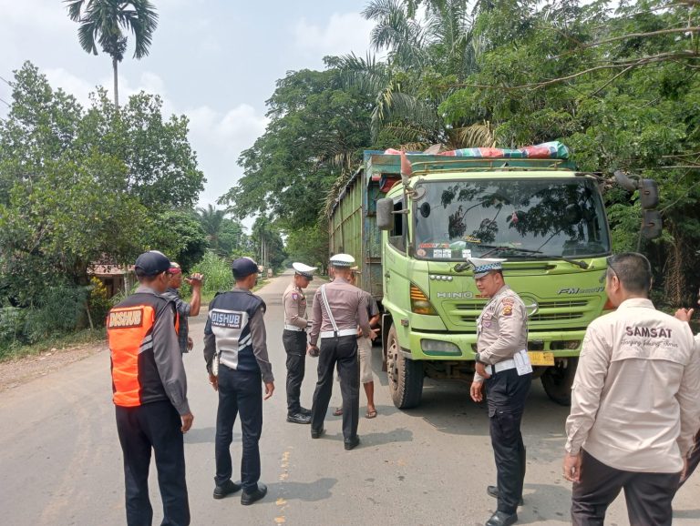Tingkatkan Keselamatan dan Ketertiban Lalu lintas Satlantas Polres Tanjabtim Gelar Razia
