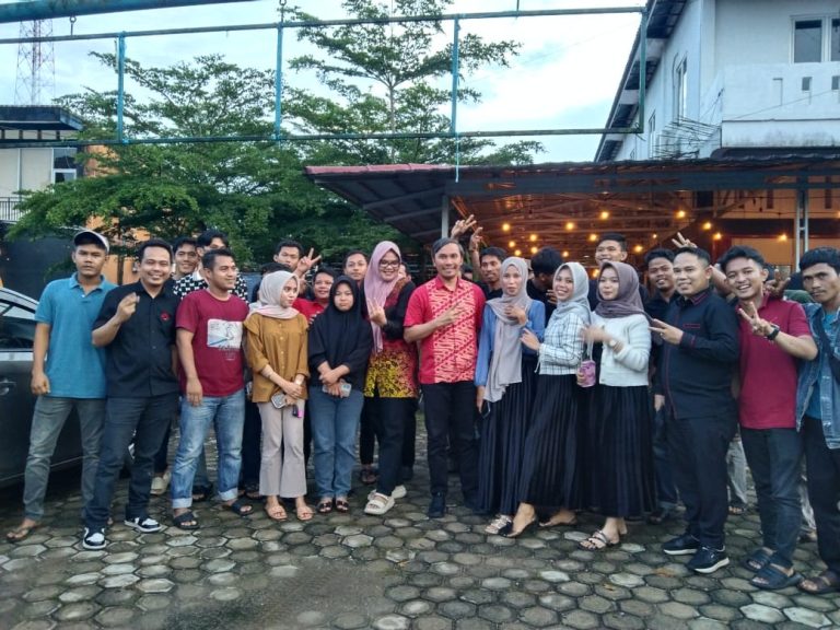 Calon Bupati Nomor urut 02 Hj Dillah Hikmah Sari Hich Gelar Dialog Bersama Kaum Millenial