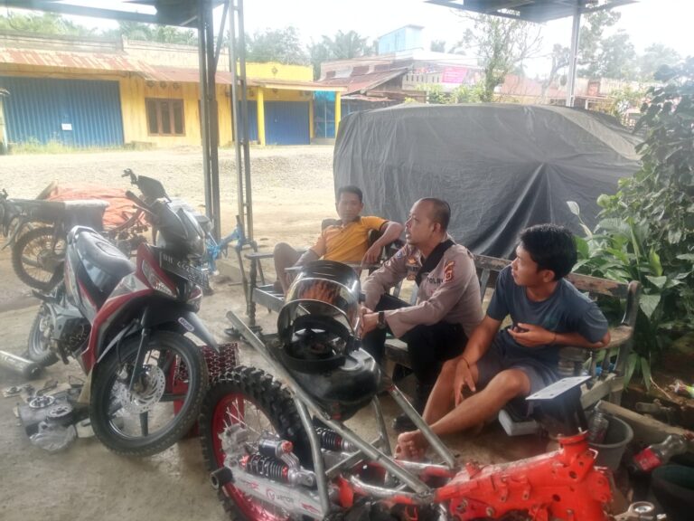 Bhabinkamtibmas Polres Tanjab Timur Gencarkan Sosialisasi Anti Geng Motor, Ajak Masyarakat Wujudkan Lingkungan Aman