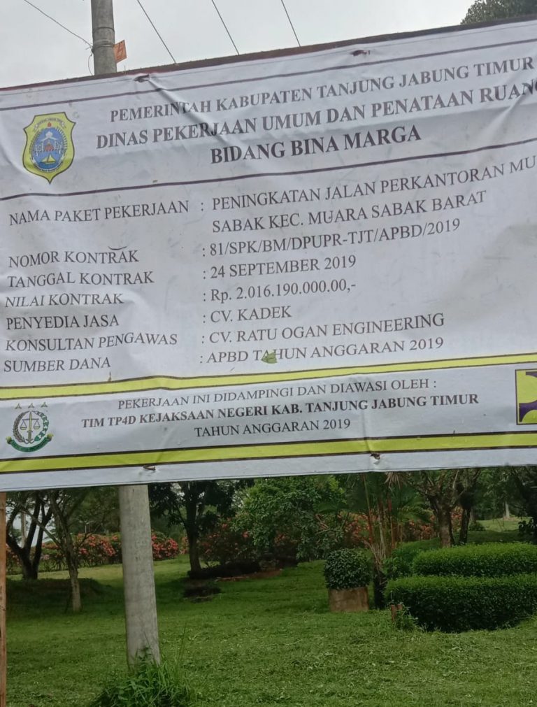 Diduga Tidak Miliki Perencanaan, Proyek Peningkatan Jalan Perkantoran Muarasabak Disorot LSM