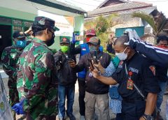 Kodim 0624 Kabupaten Bandung & Koramil 2401 Rancaekek Bagi – Bagi Sembako dan Masker Gratis Kepada Masyarakat