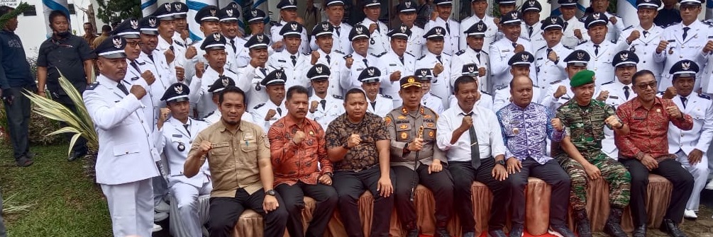 Agus Warsidi Resmi Pimpin Desa Lambur 1 Usai Dilantik Bupati Romi