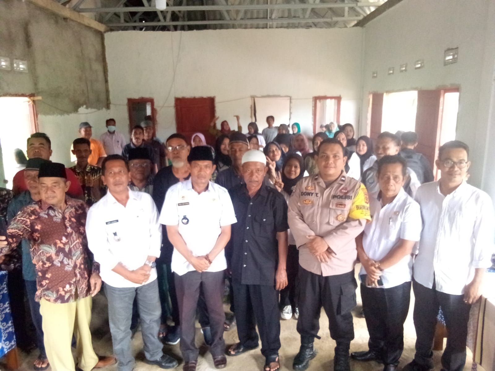 Pemdes Sinar Kalimantan Gelar Pisah Sambut Kades Sebelumnya Dengan Kades Terpilih