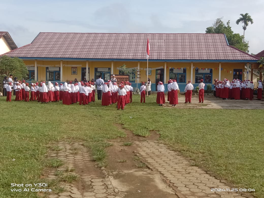 SD 118/X Peringati HGN 2024 dengan Tema ‘Guru Hebat Indonesia Kuat’