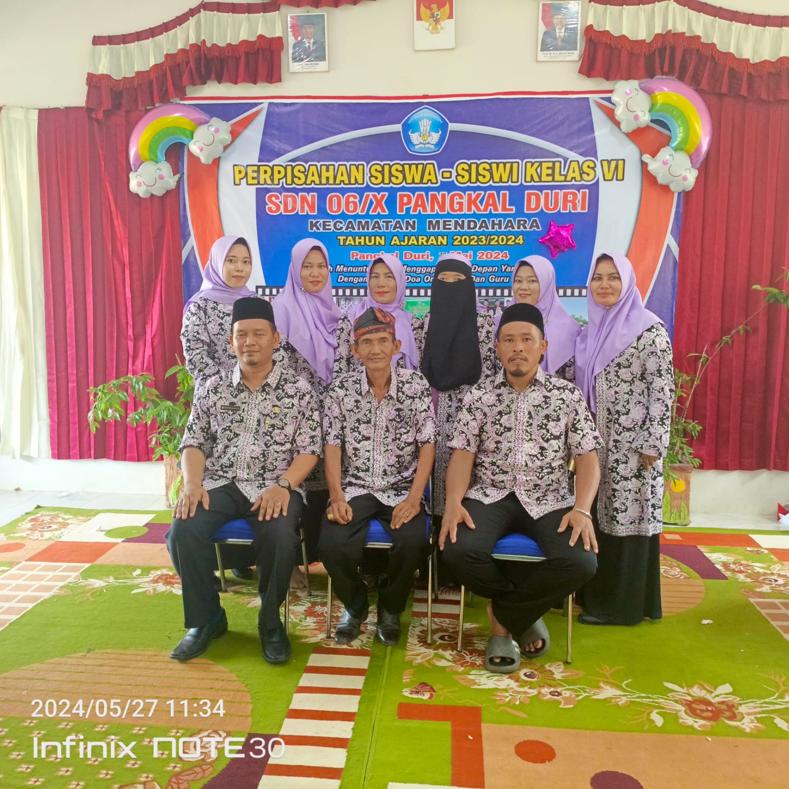 Kepala SD 06 X Pangkal Duri, Kecamatan Mendahar, Kabupaten Tanjab Timur Ucapkan Selamat Tahun Baru 2025