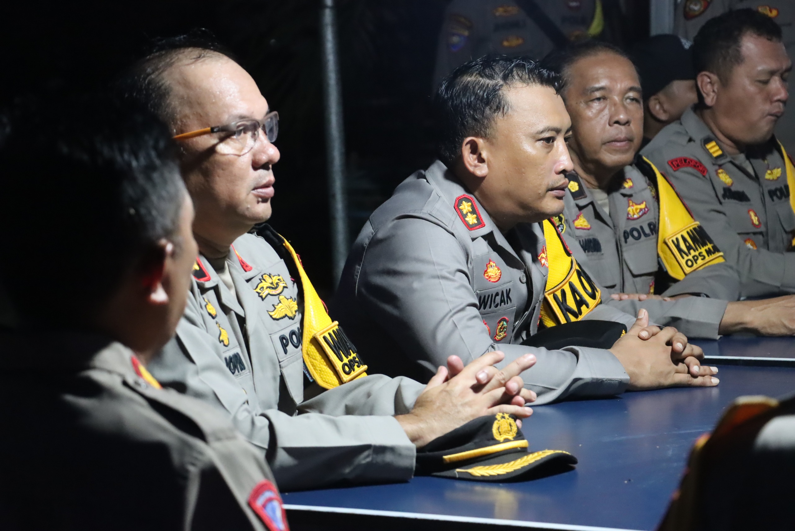 Kapolres Tanjab Timur Bersama Wakapolres dan PJU Polres Tanjab Timur Kunjungi Korban Musibah Kebakaran Di Kecamatan Sadu