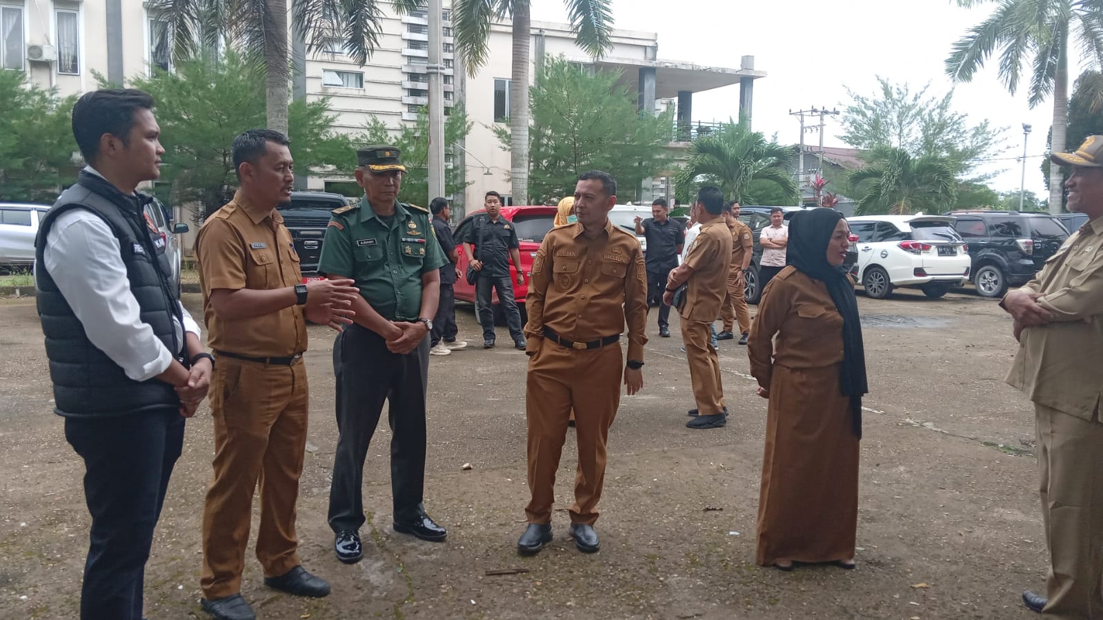 Gercep, Hari Pertama Wabup Muslimin Ngantor, Bupati Dillah Hich Sempatkan Menyapa dari Magelang
