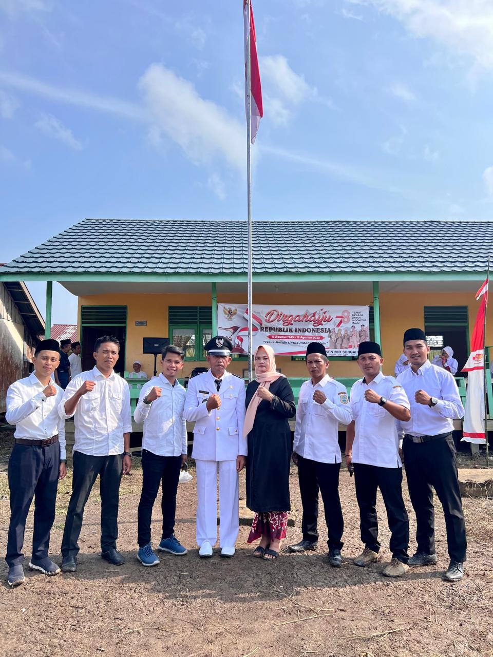 Kades Sungai Ular Ucapkan Selamat HUT RI ke 80