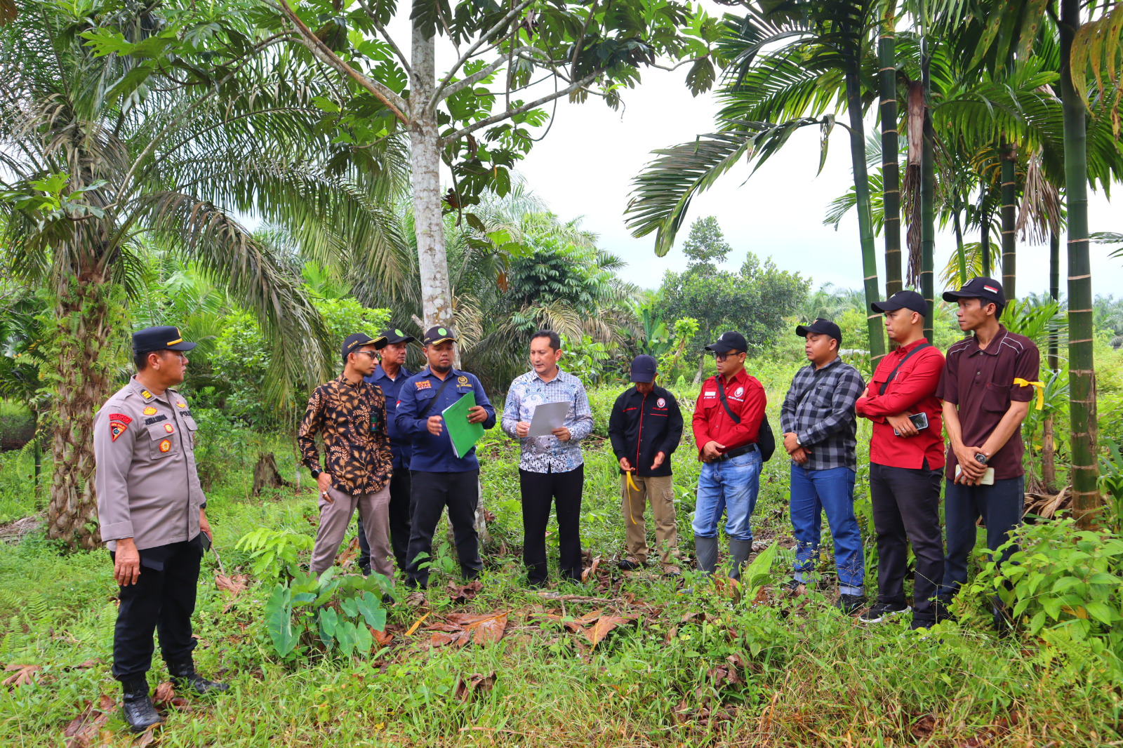 Polres Tanjung Jabung Timur Laksanakan Pengamanan Eksekusi Lahan Di Kelurahan Talang Babat