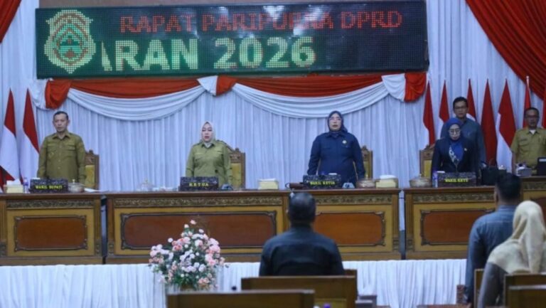 DPRD Kabupaten Tanjung Jabung Timur (Tanjab Timur) menggelar rapat paripurna dengan agenda Penyampaian Nota Pengantar Rancangan Anggaran Pendapatan dan Belanja Daerah Perubahan (APBD-P) Tahun Anggaran 2026